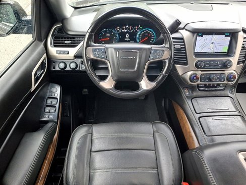 Used 2019 GMC Yukon XL Denali w/ Denali Ultimate Package image 14
