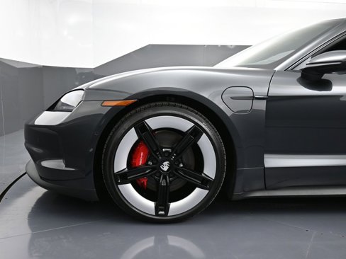 New 2025 Porsche Taycan 4S image 12