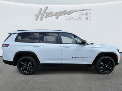 New 2025 Jeep Grand Cherokee L Limited image 5