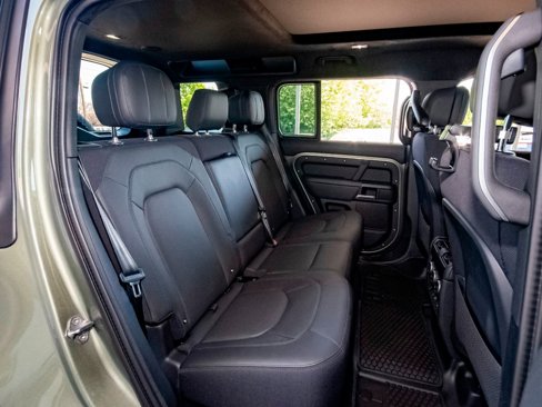 New 2025 Land Rover Defender 110 X image 48