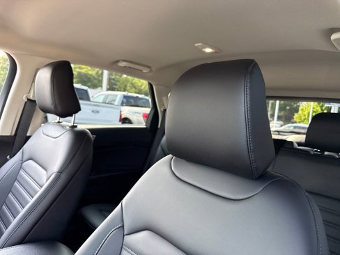 Used 2024 Ford Edge SEL w/ Convenience Package image 29