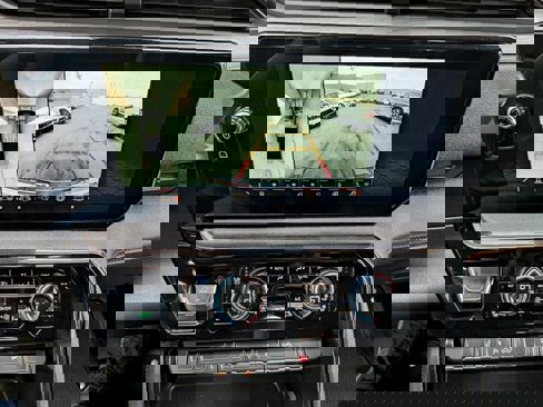 Used 2024 GMC Sierra 3500 AT4 image 24