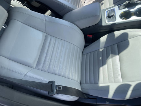 Used 2018 Jeep Grand Cherokee Limited image 14