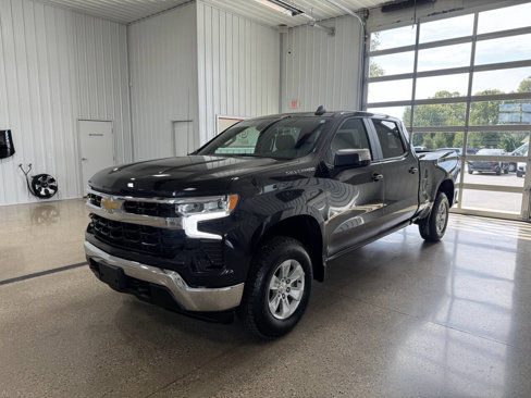 Used 2023 Chevrolet Silverado 1500 LT w/ Protection Package image 2