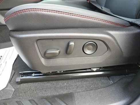New 2026 Chevrolet Colorado Z71 w/ Technology Package image 28