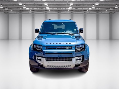 New 2025 Land Rover Defender 110 S image 8