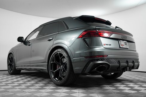 New 2025 Audi RS Q8 performance image 7