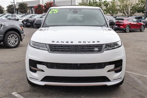 Used 2025 Land Rover Range Rover Sport Dynamic SE image 2