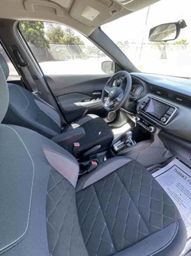 Used 2018 Nissan Kicks SV image 31