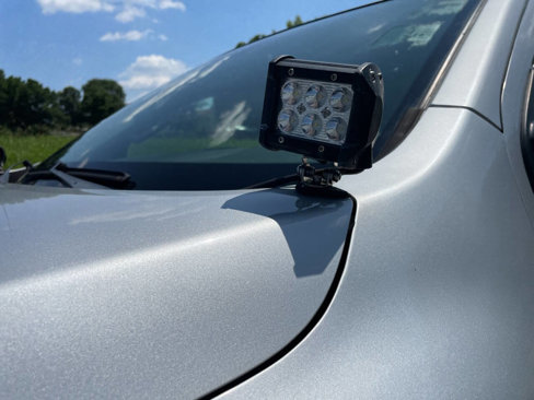 Used 2017 Nissan Titan SV image 14