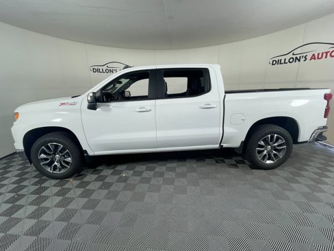 Used 2024 Chevrolet Silverado 1500 LT image 3