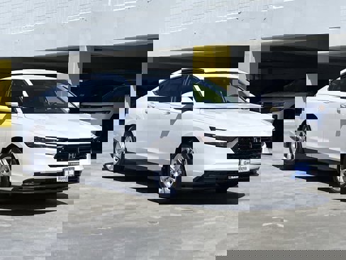 New 2025 Honda Accord LX image 2