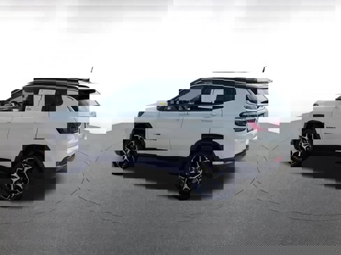 Used 2025 Jeep Compass Limited image 11