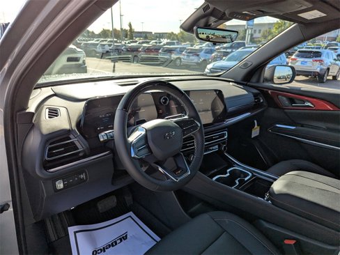 New 2026 Chevrolet Traverse Z71 w/ Enhanced Driving Package image 11