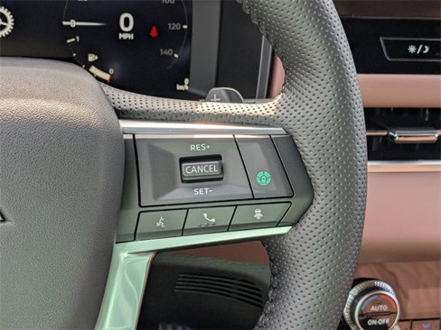 New 2025 Mitsubishi Outlander SEL image 18