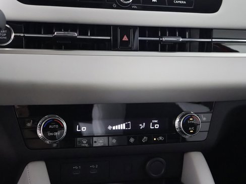New 2025 Mitsubishi Outlander SE image 50