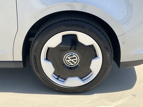 New 2025 Volkswagen ID. Buzz Pro S image 14
