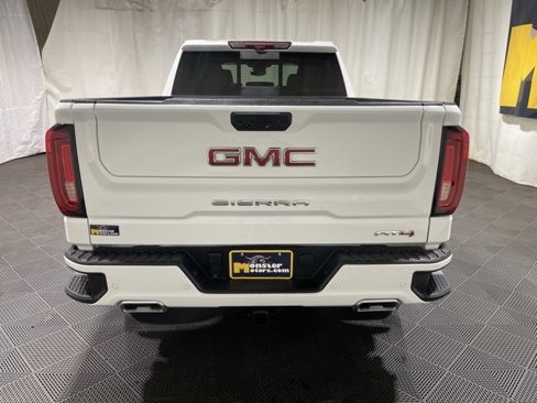 Used 2024 GMC Sierra 1500 AT4 w/ Technology Package image 6