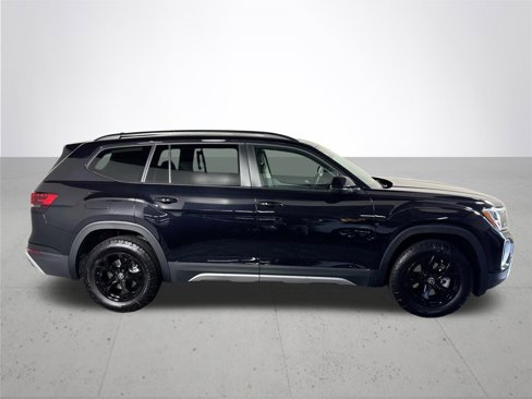 New 2025 Volkswagen Atlas Peak Edition SE image 6