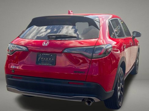 Used 2025 Honda HR-V Sport image 5