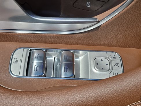 New 2026 Mercedes-Benz GLS 450 4MATIC image 29