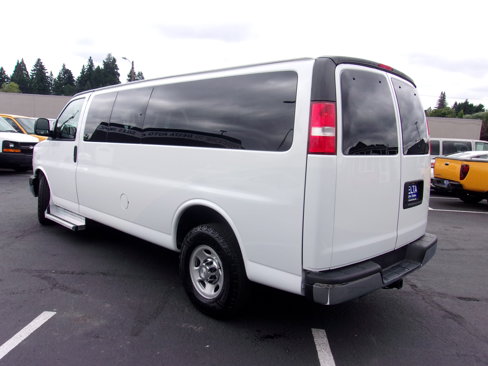 Used 2016 Chevrolet Express 3500 LT w/ LT Preferred Equipment Group image 10