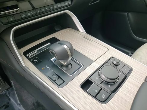 Certified 2025 MAZDA CX-70 Plug-In Hybrid w/ Premium Pkg image 23
