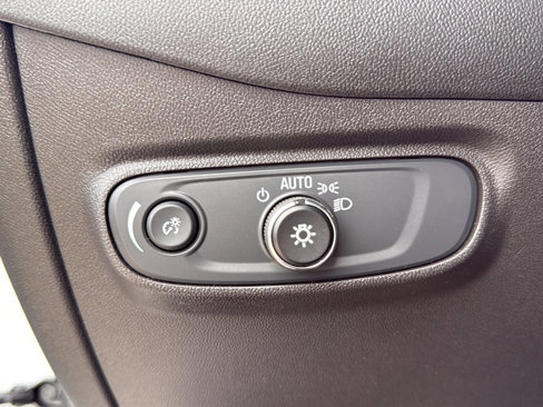 Certified 2024 Chevrolet Equinox LT image 20