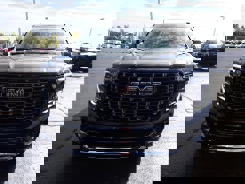 New 2026 GMC Yukon Denali Ultimate image 2