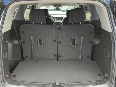 Certified 2023 GMC Acadia SLE w/ Driver Convenience Package image 24