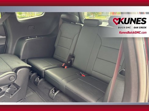 New 2026 Buick Enclave Sport Touring w/ Power Package image 28