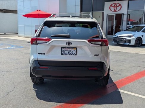 Certified 2022 Toyota RAV4 XLE Premium image 9