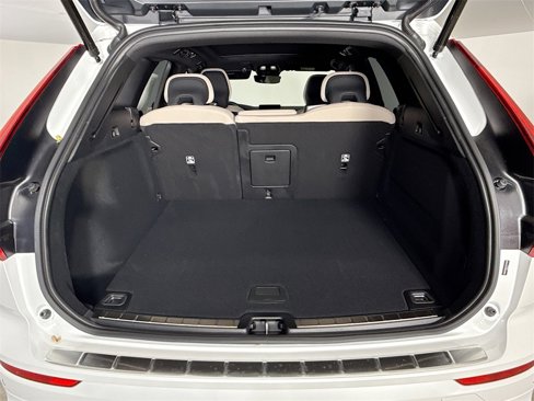 New 2026 Volvo XC60 B5 Plus w/ Protection Package Premier image 26
