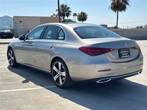 Used 2022 Mercedes-Benz C 300 Sedan image 3