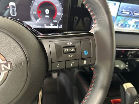 Certified 2025 Nissan Kicks SR image 16