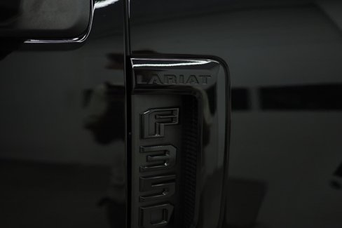 Used 2022 Ford F350 Lariat w/ Tremor Off-Road Package image 14