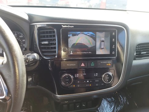 Used 2018 Mitsubishi Outlander GT image 14