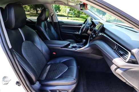 Used 2022 Toyota Camry XSE w/ Cold Weather Package image 42