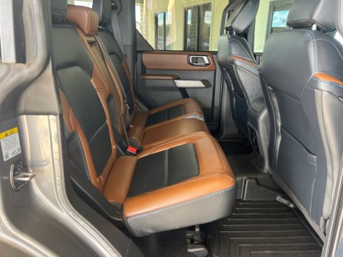 Used 2023 Ford Bronco Outer Banks image 32