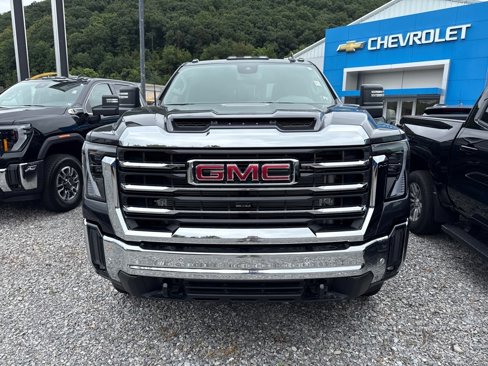 New 2025 GMC Sierra 2500 SLE w/ SLE Value Package; image 2
