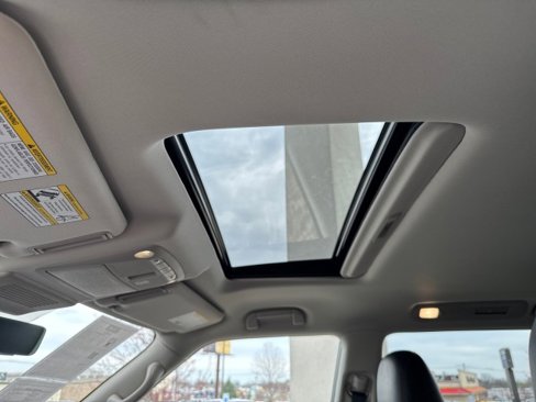 Used 2024 INFINITI QX80 Luxe image 12