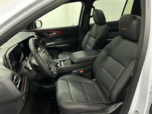 New 2026 Chevrolet Traverse Z71 w/ Enhanced Driving Package image 13
