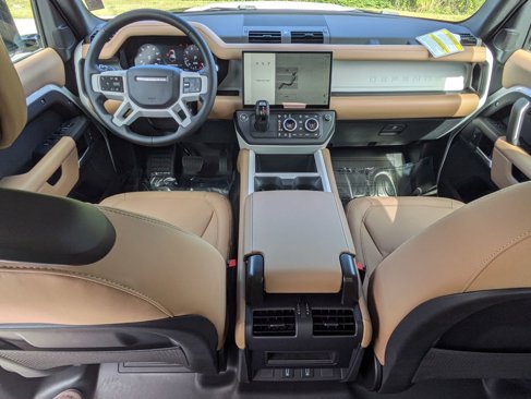 New 2026 Land Rover Defender 110 S image 24