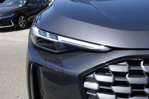 New 2025 Audi Q5 Prestige image 5