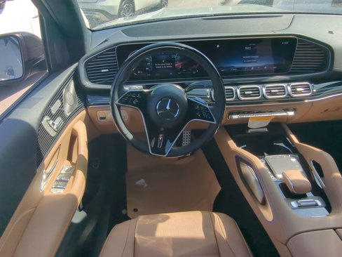 New 2026 Mercedes-Benz GLS 450 4MATIC image 3