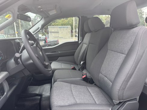 New 2025 Ford F250 XLT image 19