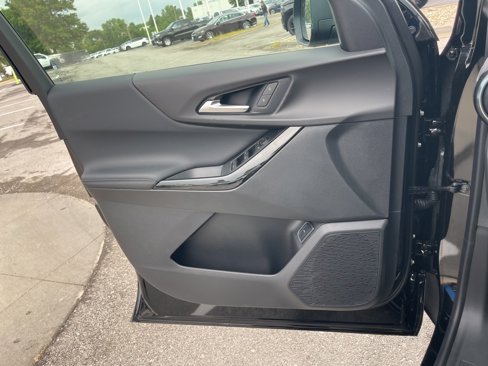 New 2026 Chevrolet Equinox LT w/ Convenience Package II image 31
