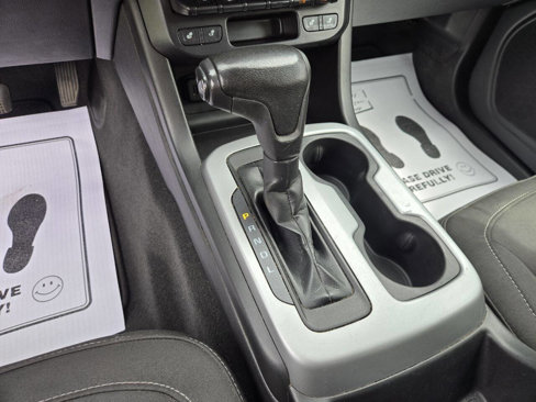 Used 2021 Chevrolet Colorado LT w/ Safety Package image 15