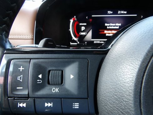 Certified 2023 Nissan Pathfinder Platinum image 46