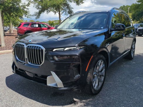 Used 2025 BMW X7 xDrive40i image 2